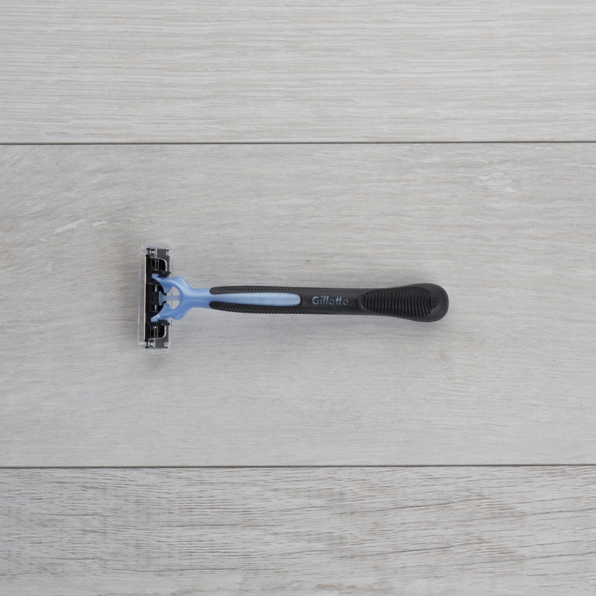 No Logo Gillette Triple Bladed Razor